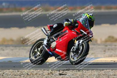 media/Apr-10-2022-SoCal Trackdays (Sun) [[f104b12566]]/Turn 14 (10am)/